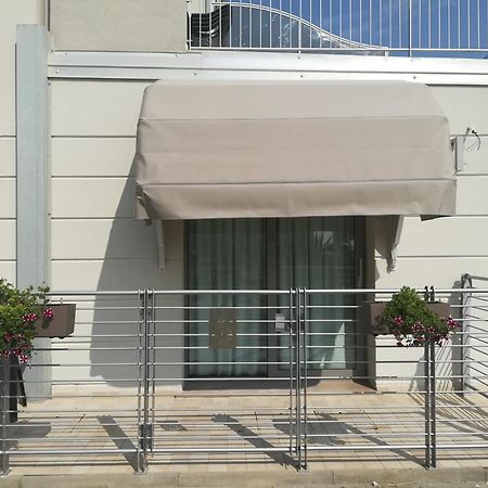 Hotel & Residence Cavalluccio Marino Rimini Kültér fotó