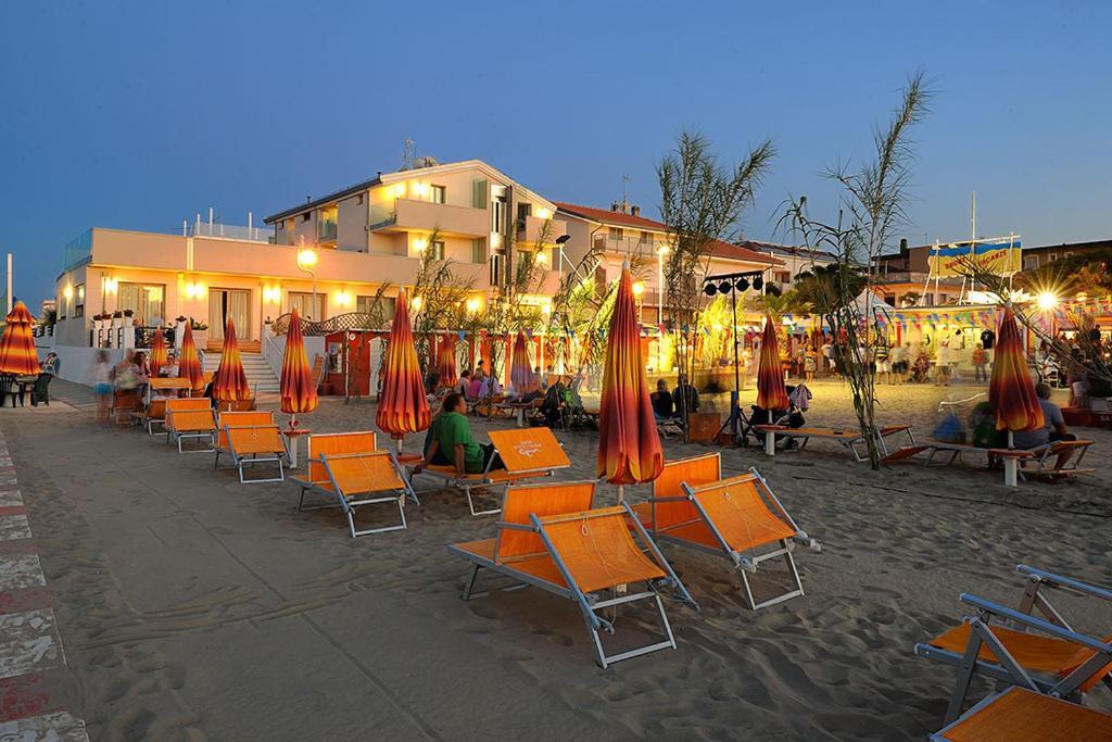 Hotel & Residence Cavalluccio Marino Rimini Kültér fotó