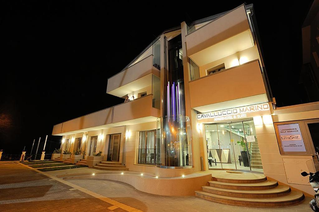 Hotel & Residence Cavalluccio Marino Rimini Kültér fotó