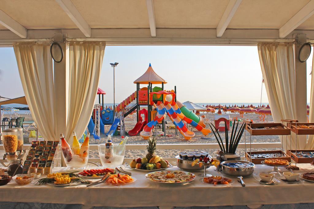 Hotel & Residence Cavalluccio Marino Rimini Kültér fotó