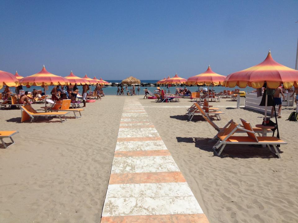 Hotel & Residence Cavalluccio Marino Rimini Kültér fotó